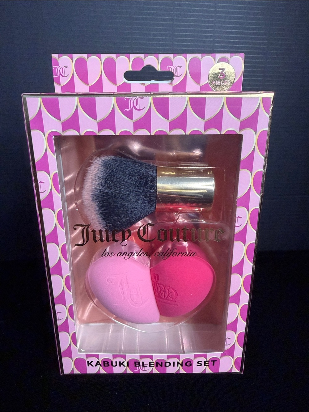 Juicy Couture Black and Pink Makeup Brush & Accessory Gift Basket - Picture 7 of 11